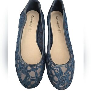 NWOT GreatonU Blue Lace Women's Flats Size 10